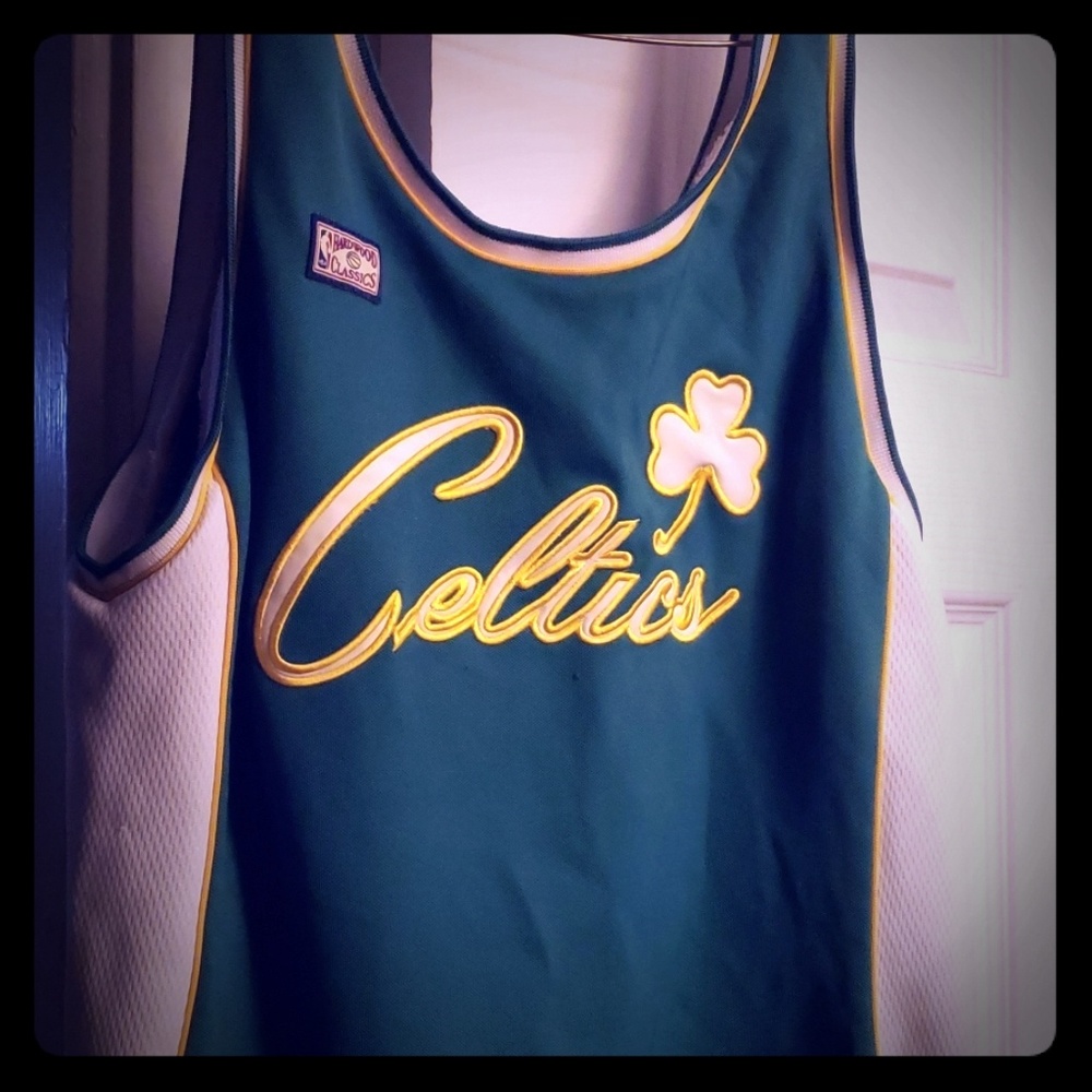 Celtic t-skirt get $10when you bundle 2-5 things.